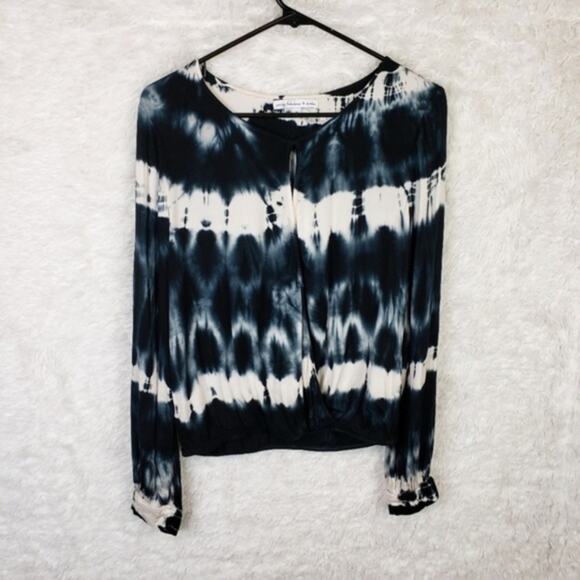 Young Fabulous & Broke Jayden Tie Dye Surplice Wrap Open Front Top Black Ghost - Picture 3 of 8